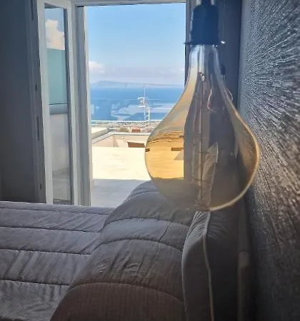 En Bedroom Blue Moon 4* Πιάνο ντι Σορέντο